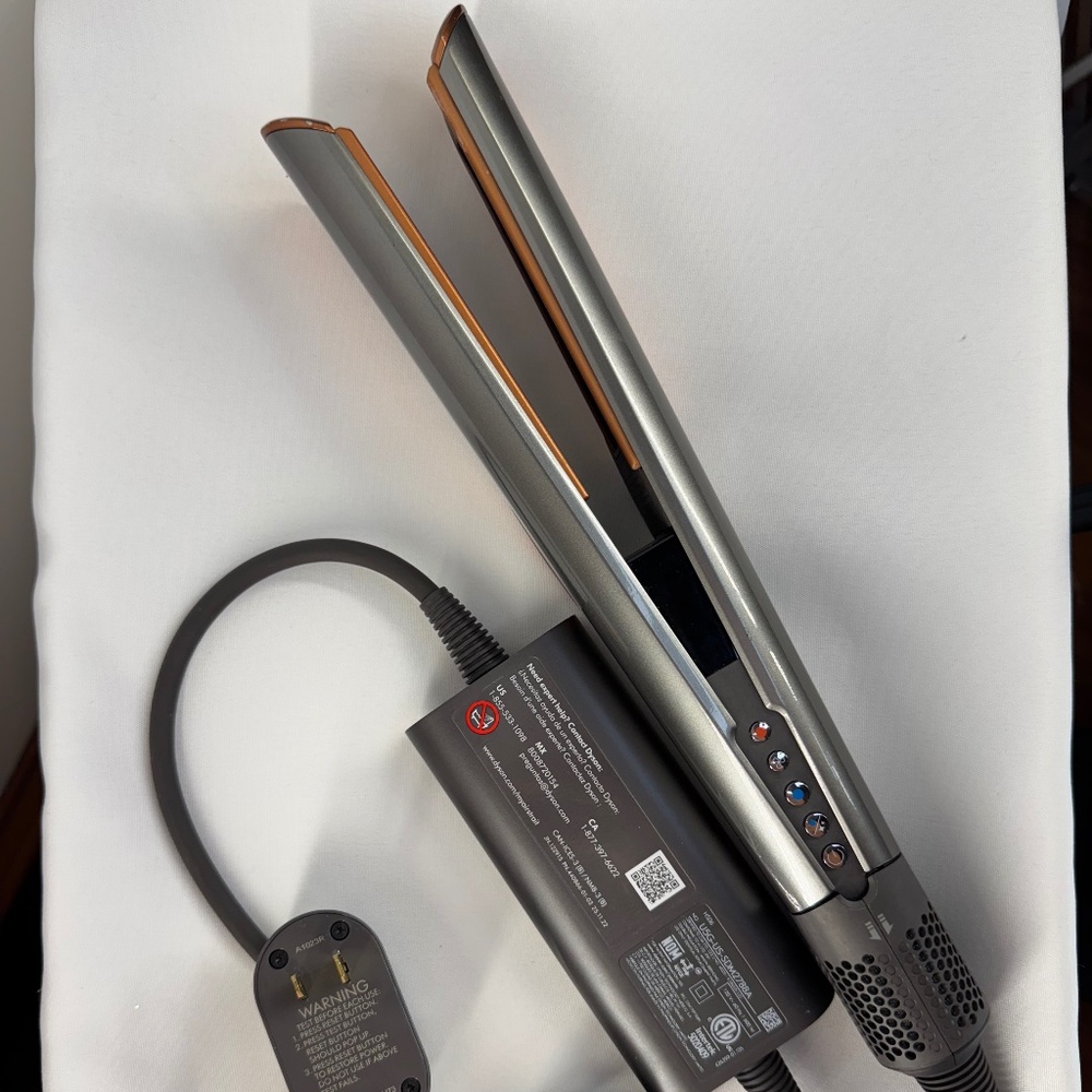 Dyson Airstrait™ Wet to Dry Straightener – No Heat Damage | NEW Innovation in Ha